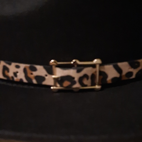 HUDANHUWEI black hat - Picture 1 of 10